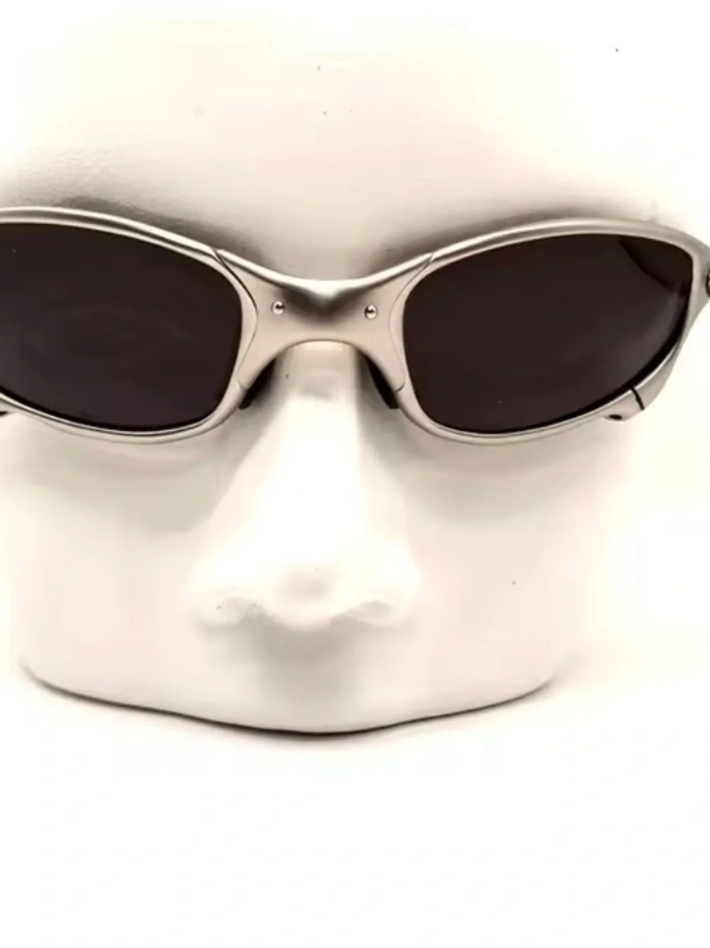 Silver Frame Blue Mirror Lens Sports Sunglasses